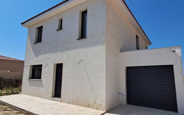 Maison à vendre    5 pièces • 143 m2 Roujan