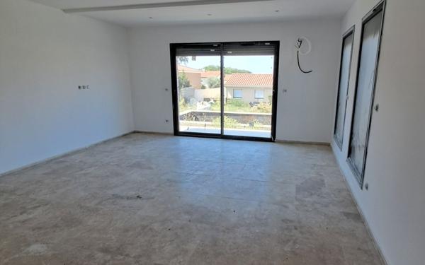 Maison à vendre    5 pièces • 143 m2 Roujan