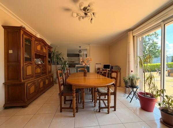 Maison à MOLAC, 56230 - 5 pièces 118m²