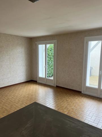 Location Maison de village 4 pièces 124 m2 à Langon