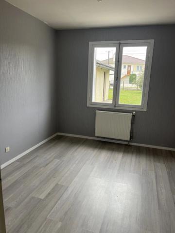 Location Maison de village 4 pièces 124 m2 à Langon