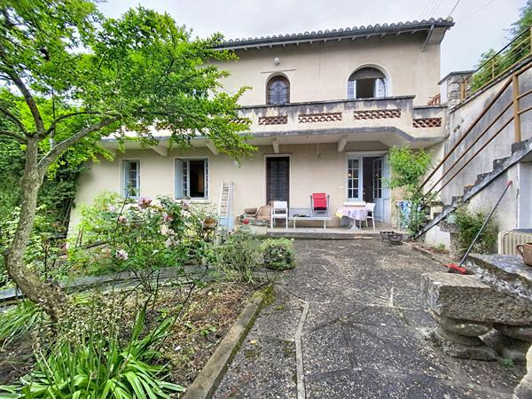 Maison de ville à Auch et son annexe de 110m2 avec jardin et garage