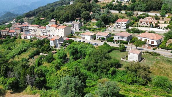 Superbe terrain à bâtir de 2008 m² à Sainte-Lucie-de-Tallano Sainte-Lucie-de-Tallano (20112)