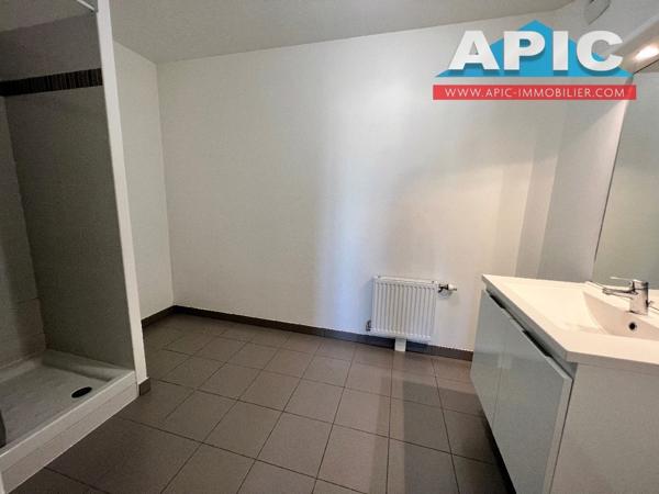 GROSLAY Appartement F2 d'environ 46 m² (51 m² au ...