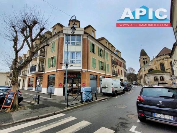GROSLAY Appartement F2 d'environ 46 m² (51 m² au ...