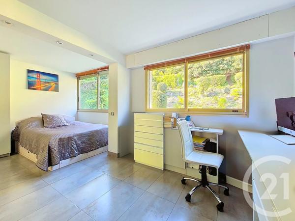 Appartement F4 à vendre  4 pièces - 117,16 m2 CAGNES SUR MER - 06