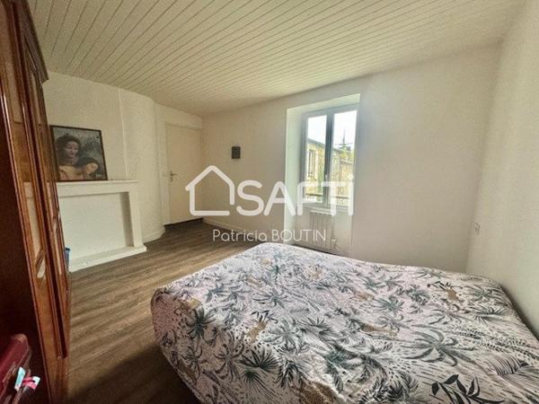 MAISON EN PIERRE 3 CHAMBRES 2 SALLES D'EAU GARAGE ET DEPENDANCE !