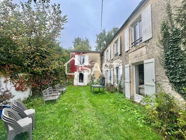 MAISON EN PIERRE 3 CHAMBRES 2 SALLES D'EAU GARAGE ET DEPENDANCE !
