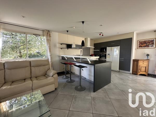 Maison à vendre 6 pièces 170 m² Saint-Pierre-Lafeuille