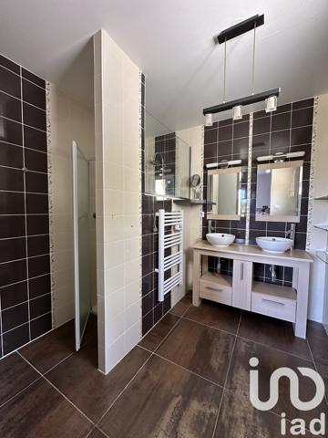 Maison à vendre 6 pièces 170 m² Saint-Pierre-Lafeuille