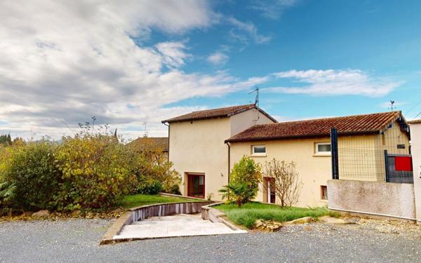 Maison à vendre    6 pièces •  Massieux