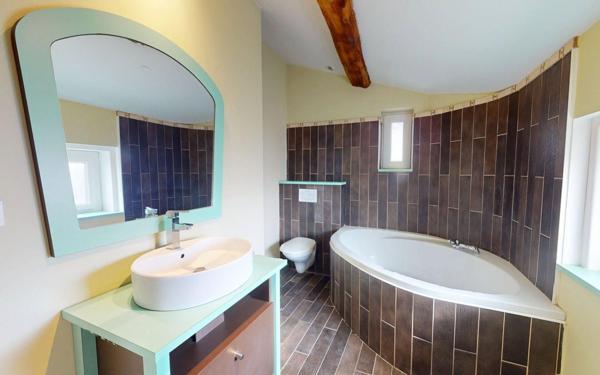 Maison à vendre    6 pièces •  Massieux