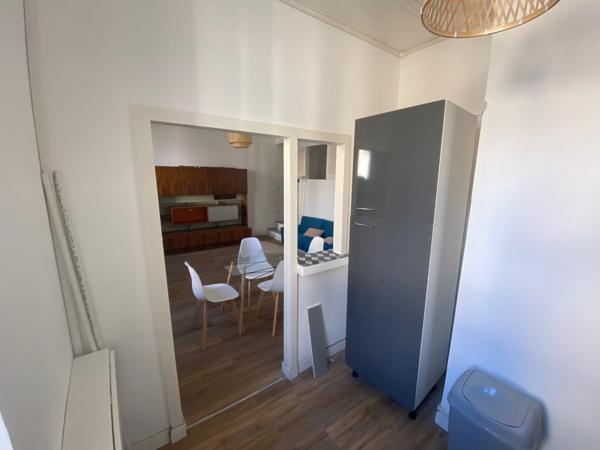 Marseille (13004) Location Marseille type 2 meublé Bd de la Blancarde 4e