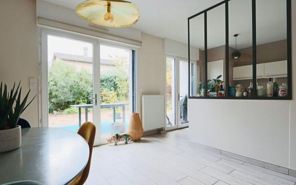 Maison à vendre    6 pièces • 106 m2 Francheville