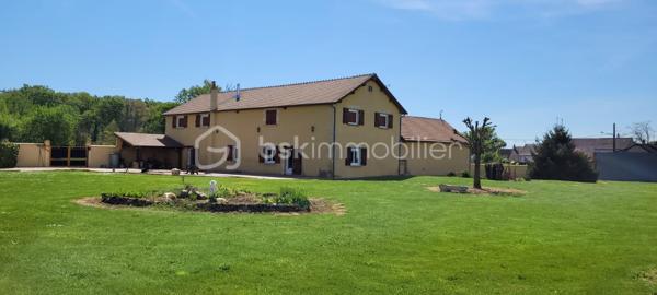 Corps de ferme de 322 m²