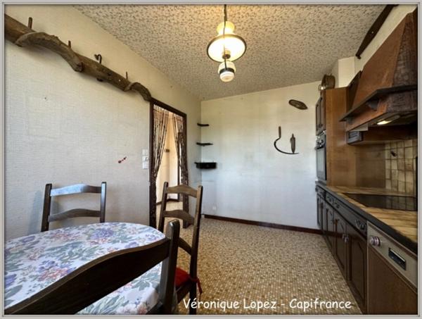 Le Passage, maison de plain-pied de 93m² avec garage, jardin et abri en dur