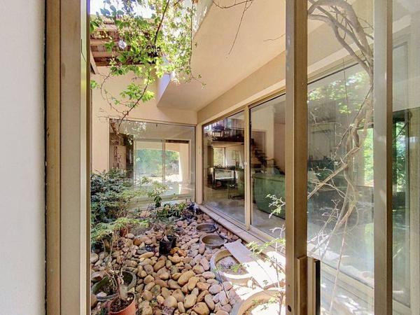 Maison 560 304 € Montpellier 6 p 217 m² DPE C