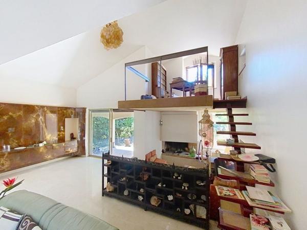 Maison 560 304 € Montpellier 6 p 217 m² DPE C