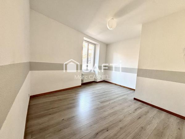 Maison mitoyenne coeur de ville env.97m2:0 Travaux