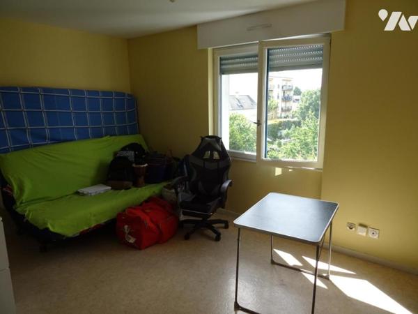STUDIO A VENDRE A LAVAL (53000)