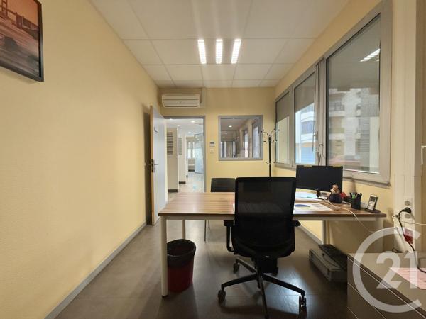 à vendre  297,49 m2 MOULINS - 03