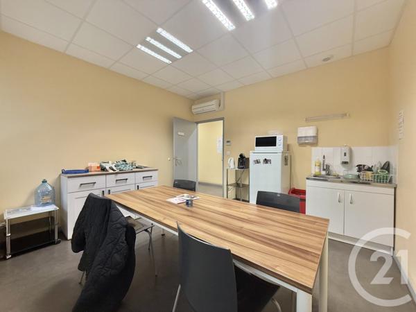 à vendre  297,49 m2 MOULINS - 03