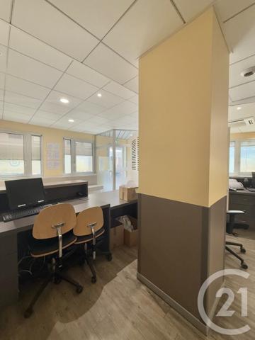 à vendre  297,49 m2 MOULINS - 03