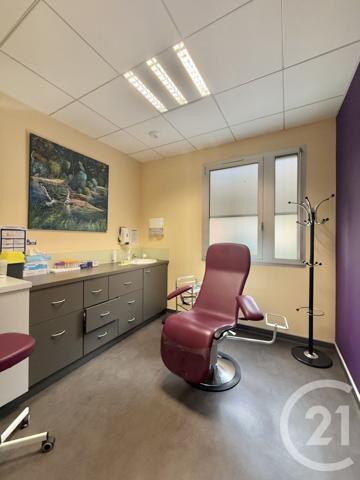 à vendre  297,49 m2 MOULINS - 03