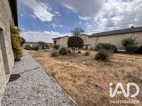 Maison à vendre 5 pièces 142 m² La Roche-Rigault