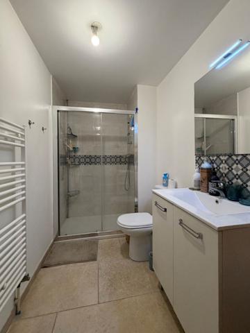 SAINT REMY DE PROVENCE - APPARTEMENT 43 M2 - TERRASSE