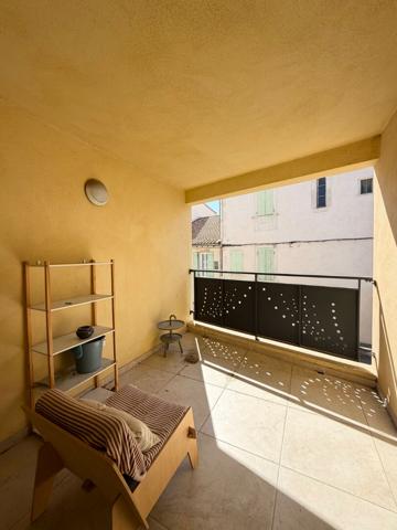 SAINT REMY DE PROVENCE - APPARTEMENT 43 M2 - TERRASSE
