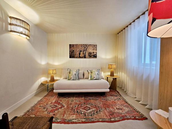 Villa individuelle avec piscine à vendre – Cannes centre, à 5 minutes de la Banane