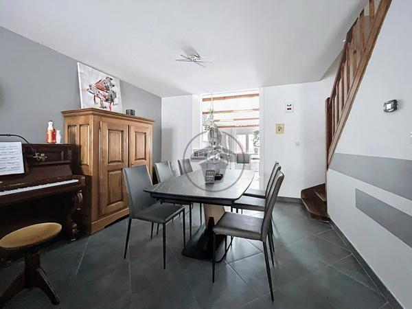 Vente Maison de ville 4 pièces 100 m2 à Saint-Quentin