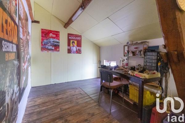 Maison 8 pièces de 180 m² à Sauviat-sur-Vige (87400)