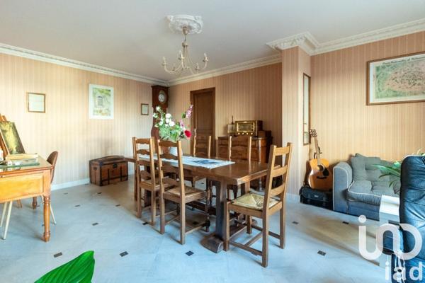 Maison 8 pièces de 180 m² à Sauviat-sur-Vige (87400)