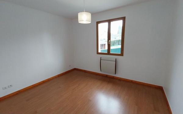 Maison à louer    3 pièces • 74,22 m2 Saint-Yrieix-la-Perche