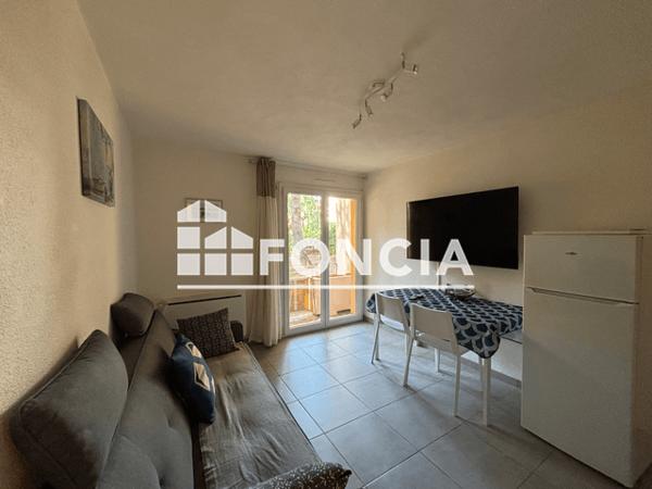 Location Studio meublé 25.31 m² - Bormes Les Mimosas 83230