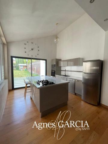 Maison avec local commercial ou professionnel