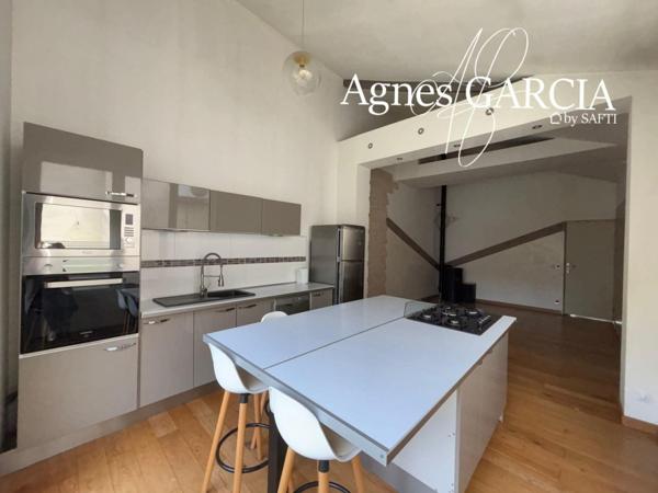 Maison avec local commercial ou professionnel