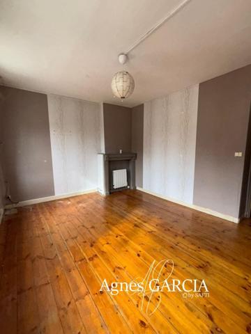 Maison avec local commercial ou professionnel