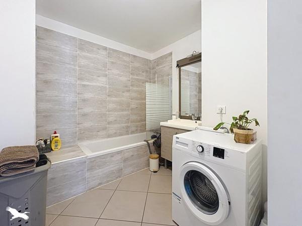 Appartement à vendre 228 900 € Bordeaux 2 p 49 m² DPE C