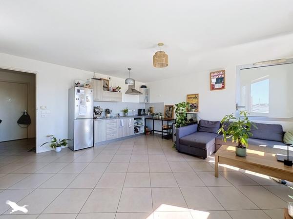 Appartement à vendre 228 900 € Bordeaux 2 p 49 m² DPE C