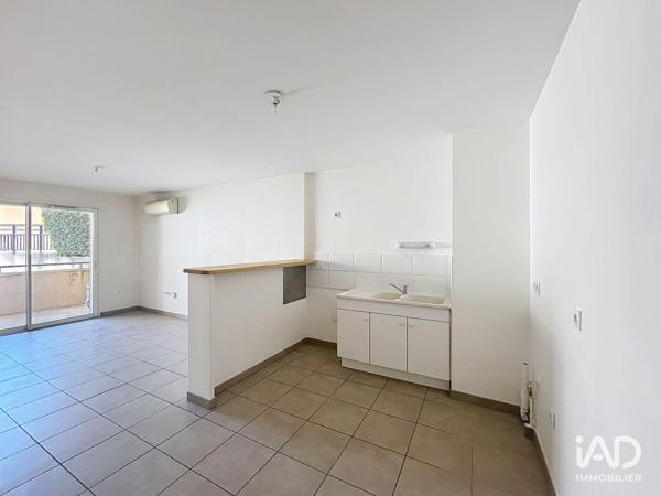 Location appartement 2 pièces 52 m² Allauch