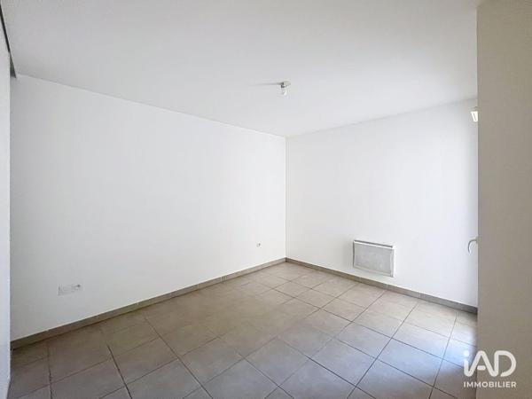 Location appartement 2 pièces 52 m² Allauch