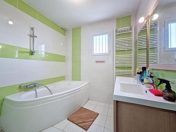 Maison 6 pièce(s) 120 m2