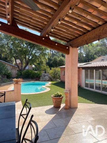 Maison à vendre 5 pièces 140 m² Le Cannet-des-Maures