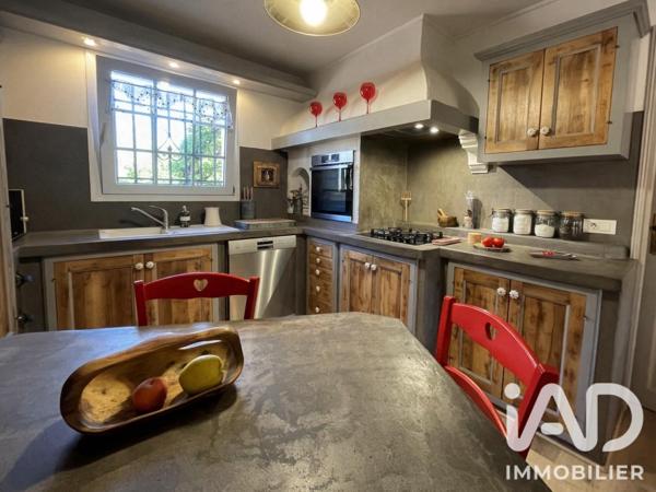 Maison à vendre 5 pièces 140 m² Le Cannet-des-Maures