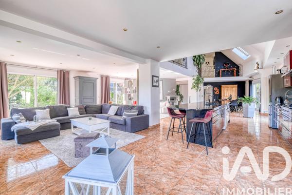 Maison à vendre 8 pièces 375 m² Chalautre-la-Petite