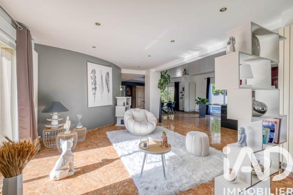 Maison à vendre 8 pièces 375 m² Chalautre-la-Petite