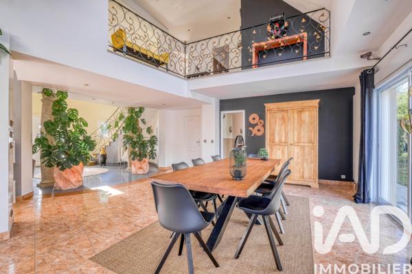 Maison à vendre 8 pièces 375 m² Chalautre-la-Petite